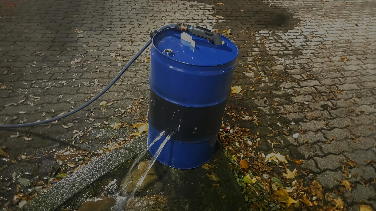 Das undichte Fass, an dem das Abdichten geübt wurde